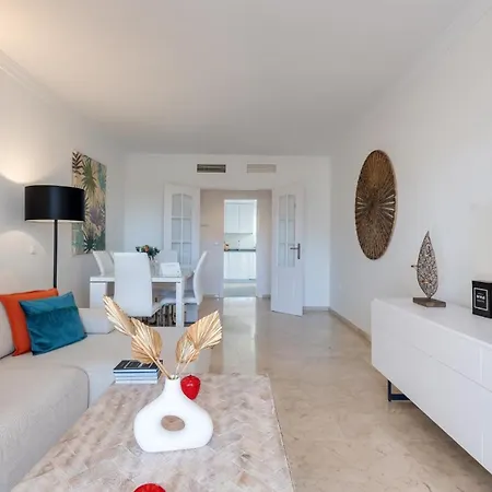 Mediterranean Getaway Seaviews At Puerto Banus Apartment