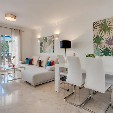 Apartment Mediterranean Getaway Seaviews At Puerto Banus Marbella